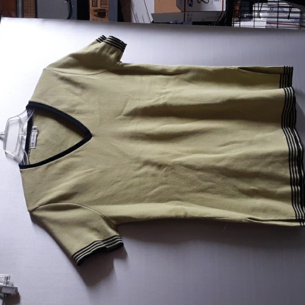 Erik Stewart Size S (SKU 839)